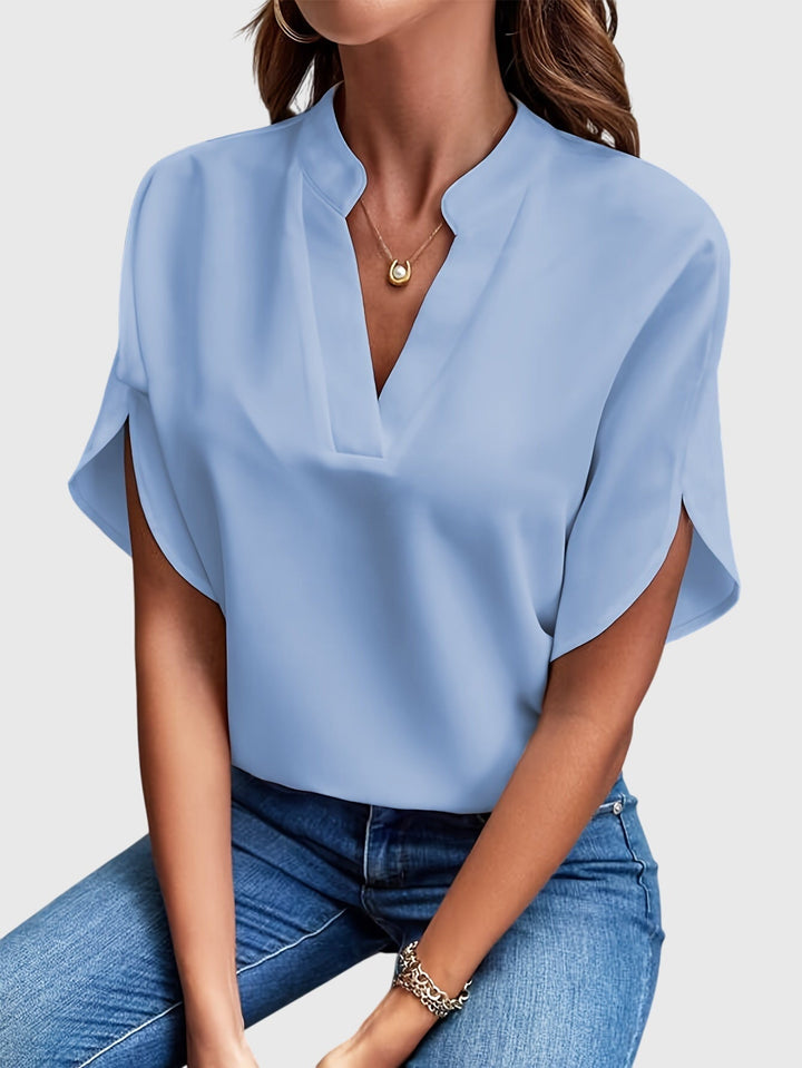 Premium women's elegant blouse, offering a refined and versatile fashion experience.