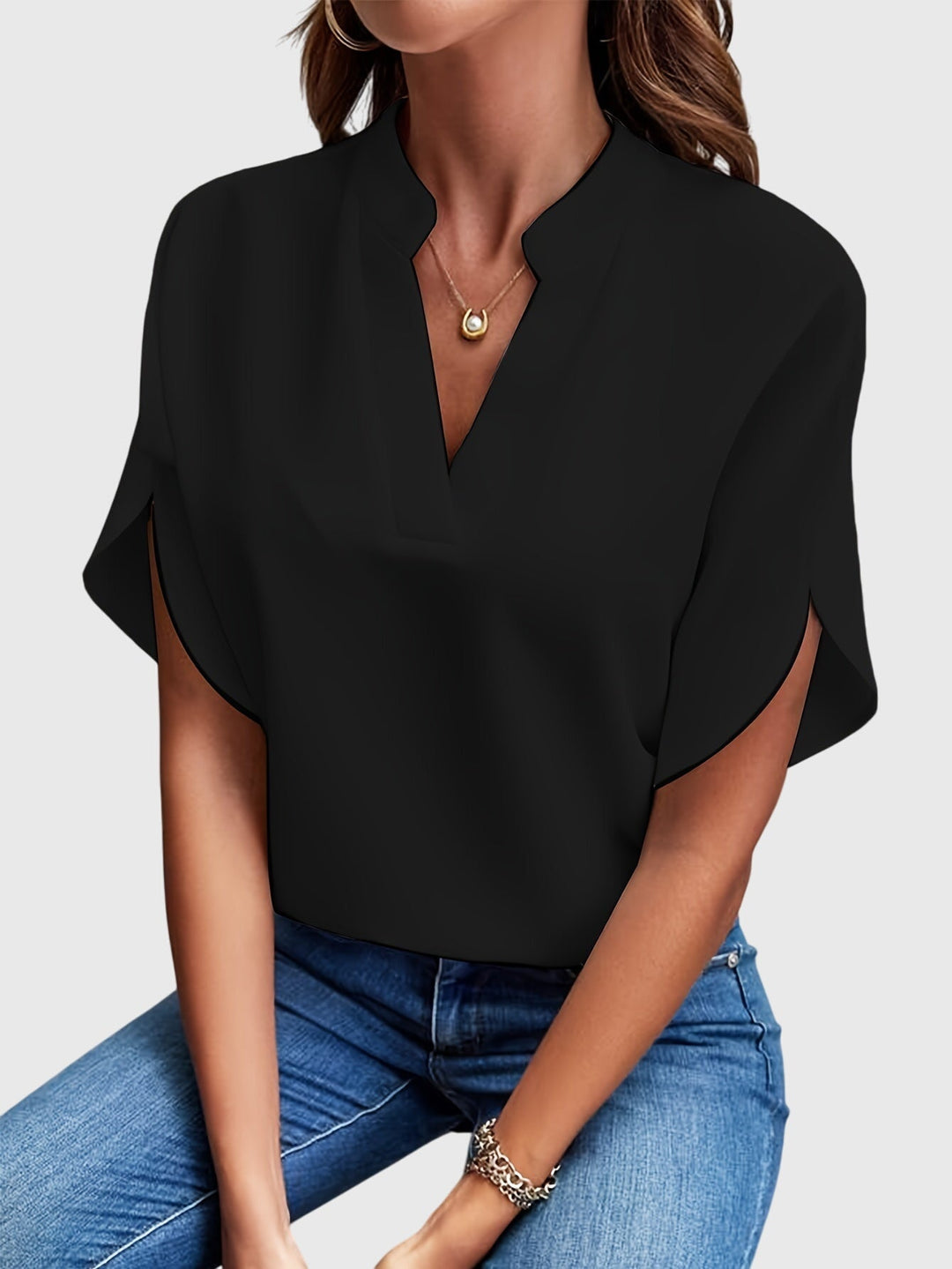 Fashionable women's chic top, long-sleeve design for versatile office and casual outfits.