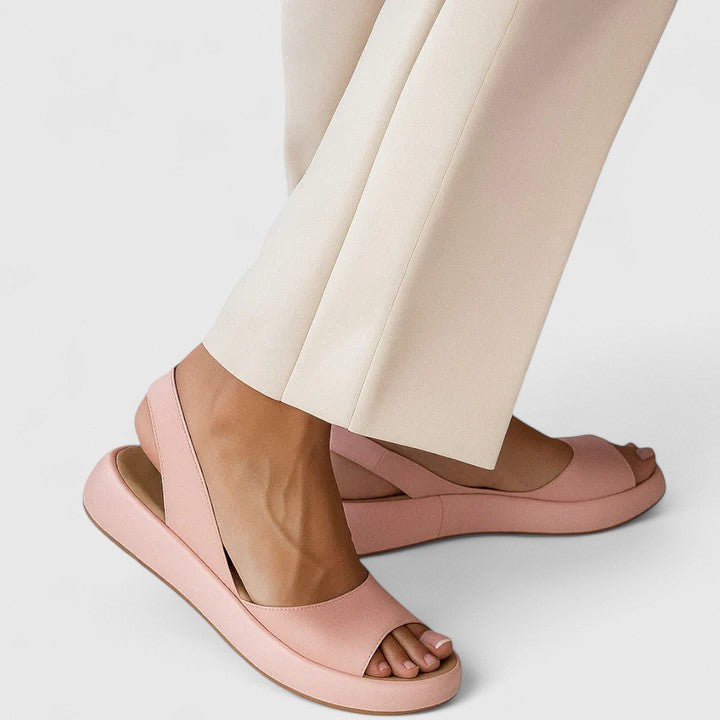 Women's Emrynn orthopedic slip-on sandals, ultimate comfort & arch support for all-day wear.