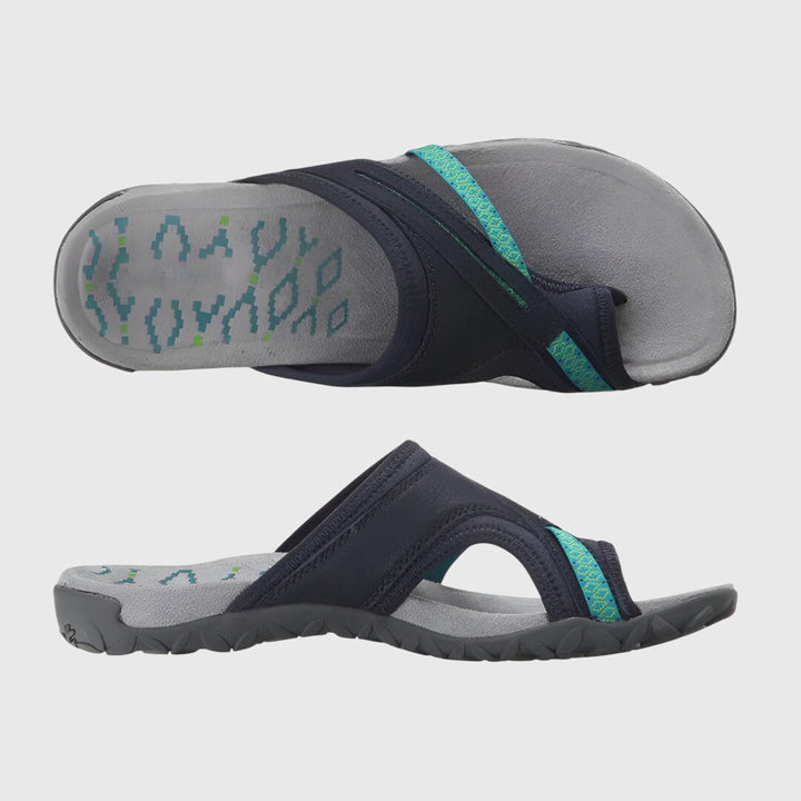Comfortable women's sandals with ergonomic arch support, ideal for summer and walking.