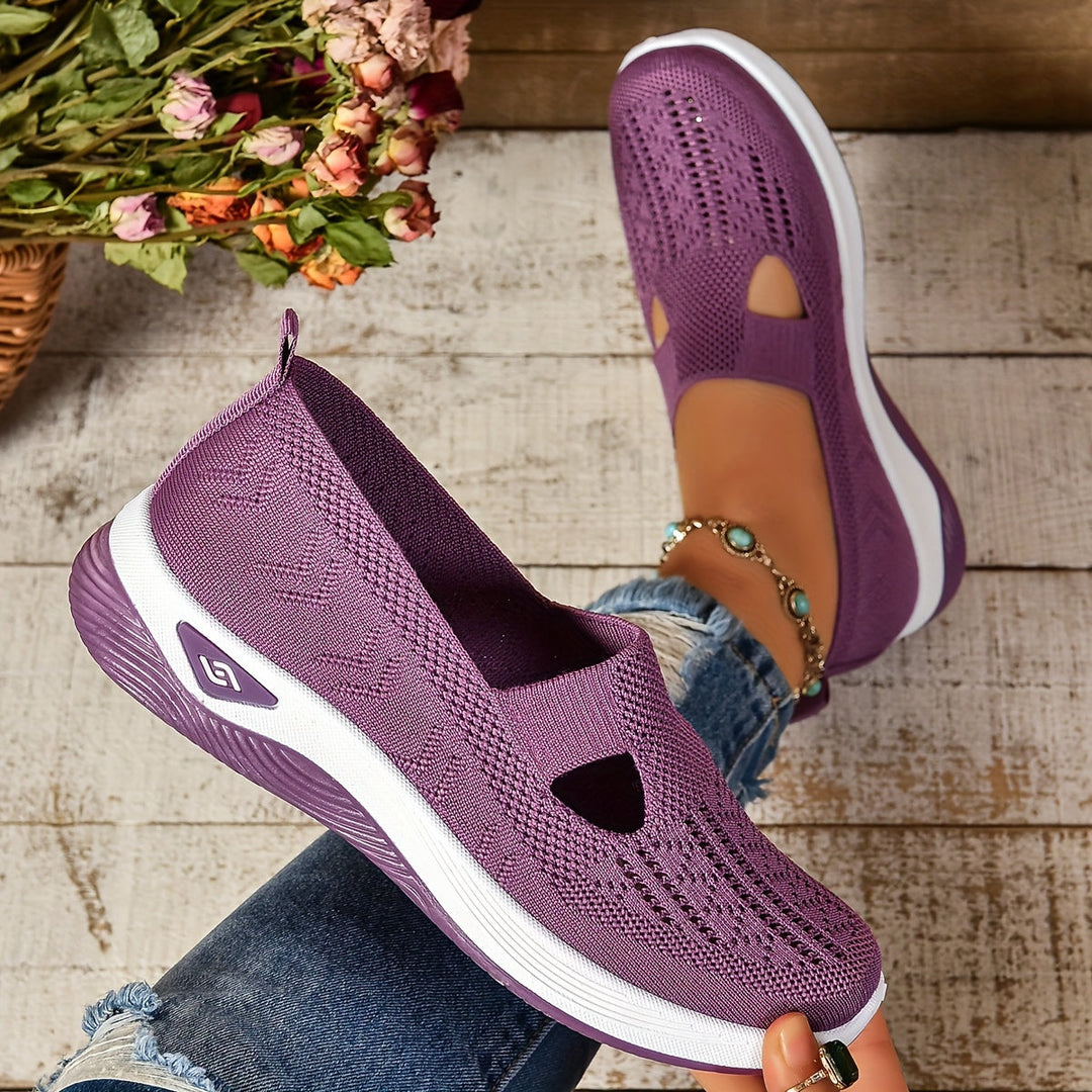 Green slip-on ergonomic sneakers for women, ideal for daily wear and comfortable walking.