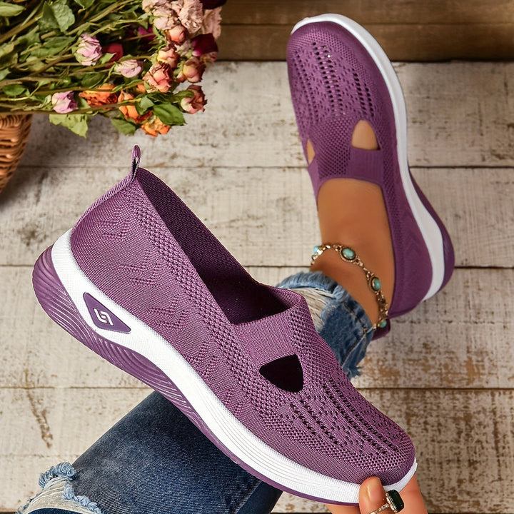 Green slip-on ergonomic sneakers for women, ideal for daily wear and comfortable walking.