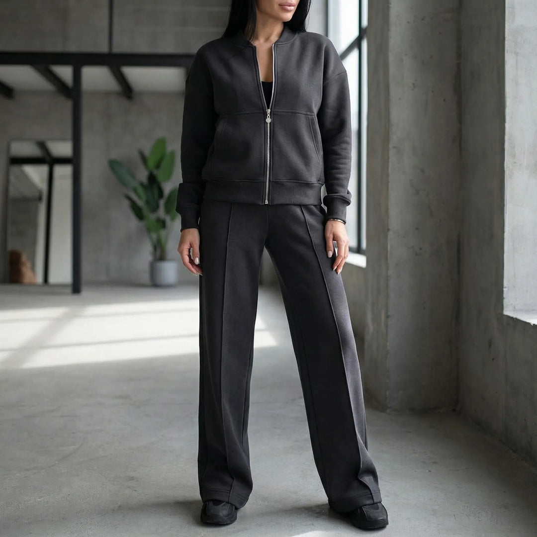 Women's Evie regular fit straight leg pants and jacket two-piece set for versatile styling.