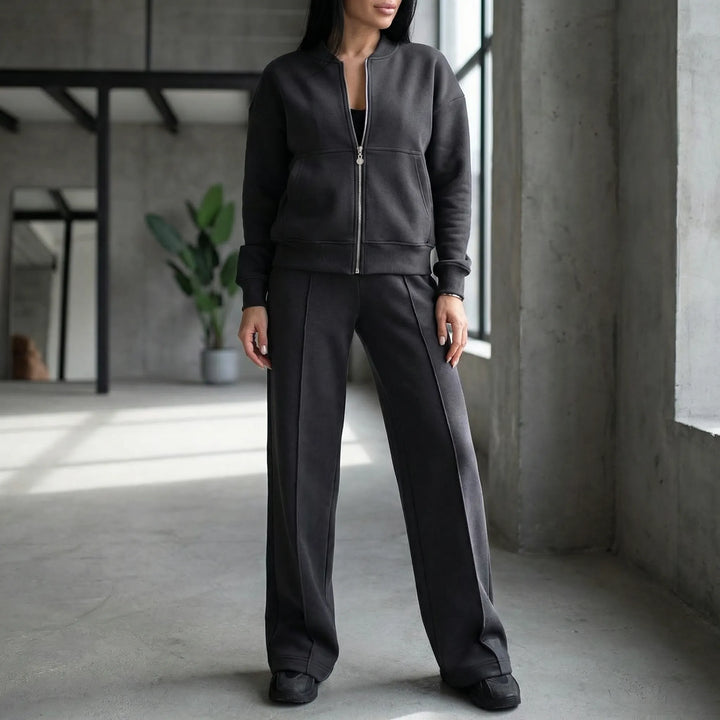 Women's Evie regular fit straight leg pants and jacket two-piece set for versatile styling.