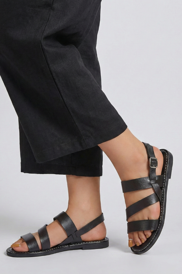 Versatile women's flat sandals, open toe with secure back strap for summer casual footwear.