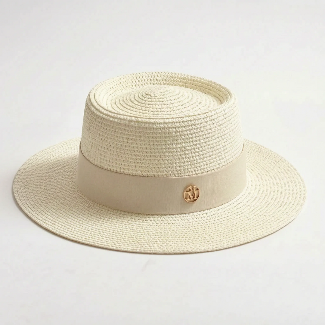 Effective sun protection with this women's wide brim flat top hat, ideal for sunny summer beach trips.
