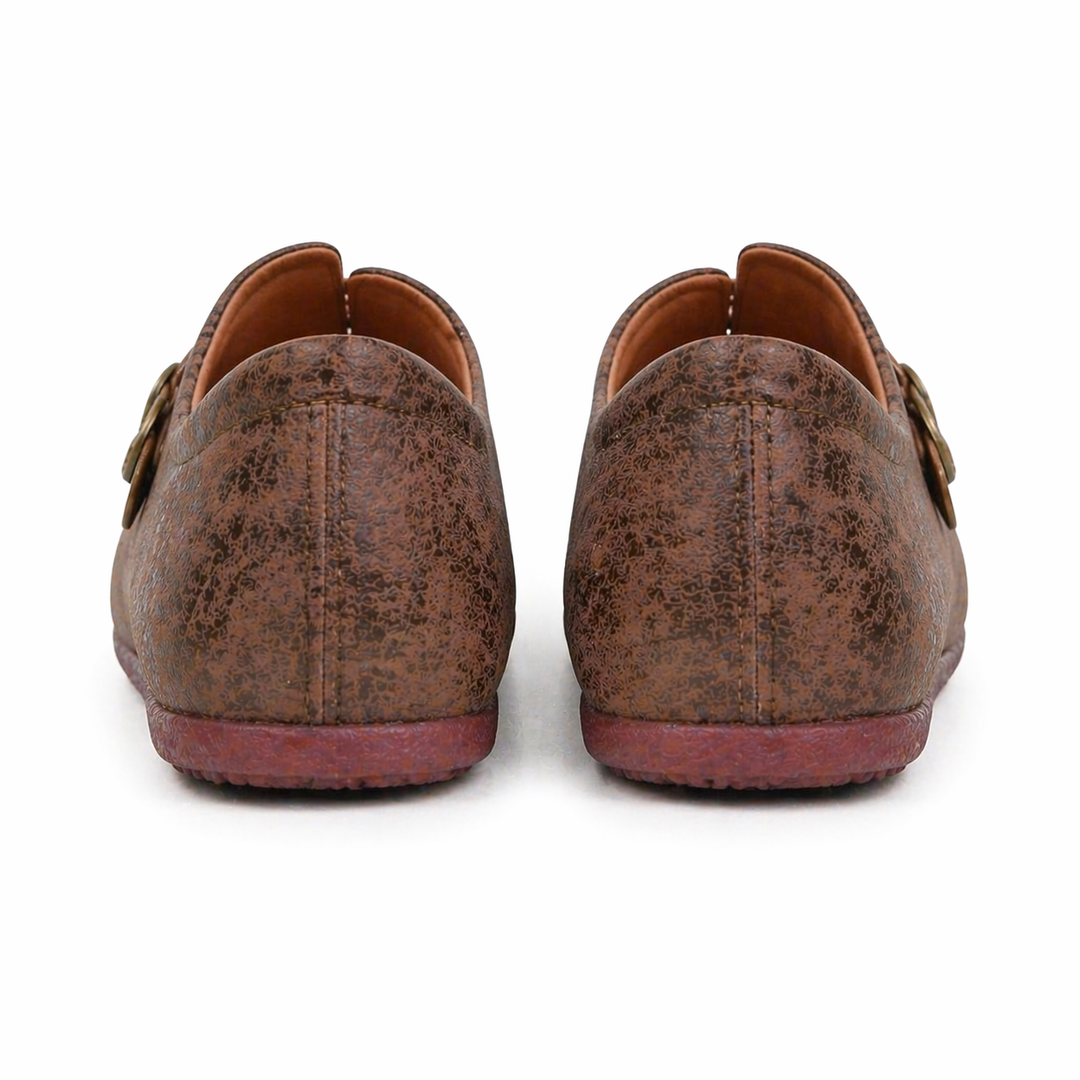 Comfortable & flexible women's slip-on barefoot shoes, perfect for natural movement in spring and summer.