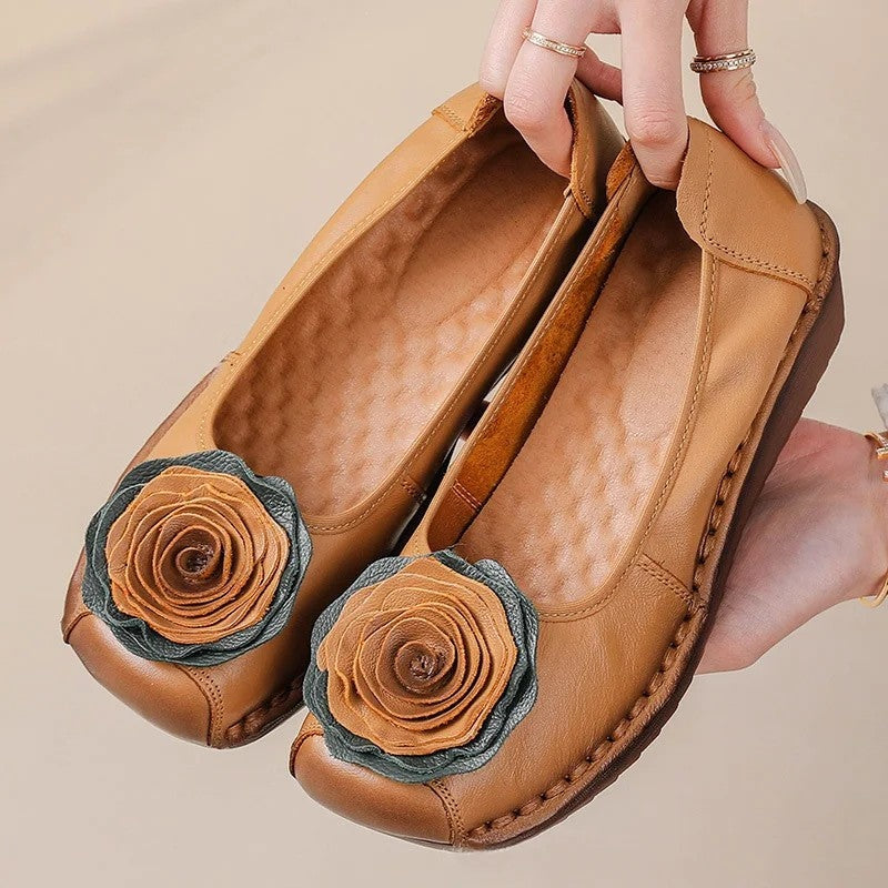 Casual women's footwear: Floral appliqué slip-on loafers for everyday comfort & style.