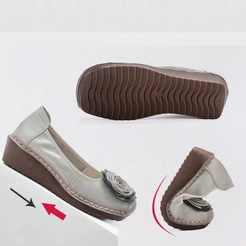 Spring-ready women's floral slip-on loafers, combining fashion with superior comfort.