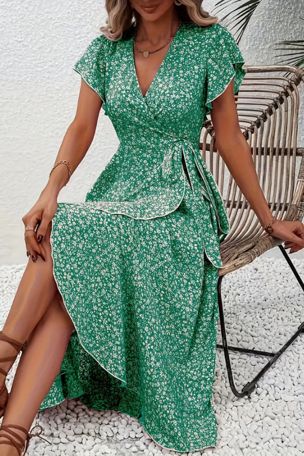 Beautiful floral V-neck women's dress, short-sleeve and fitted for elegant summer events.