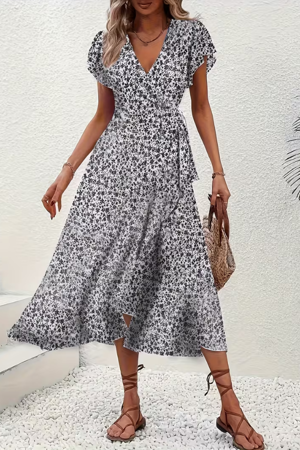 Elegant women's floral V-neck dress, a chic short-sleeve option for summer casual wear.