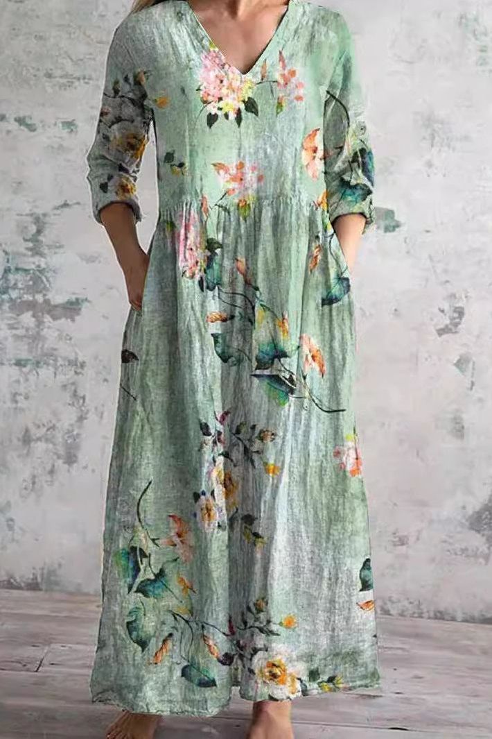Elegant flowing maxi dress for women. Lightweight & comfortable, ideal for spring, summer, and casual everyday wear.