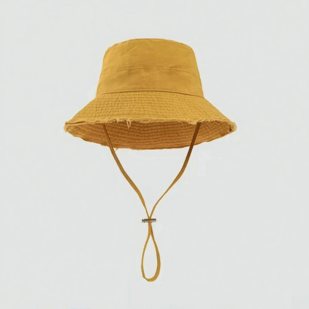 Protect your face with this adjustable women's frayed brim bucket hat. Ideal for summer & travel.