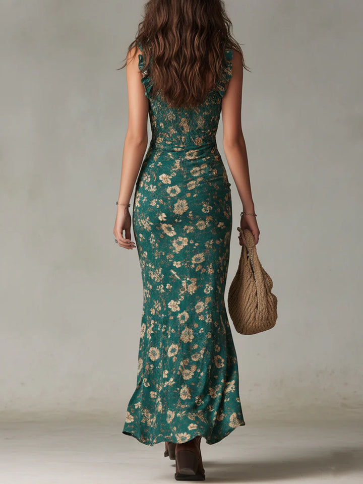 Effortless green floral maxi sundress, a stylish bohemian summer dress for women. Perfect for casual days.