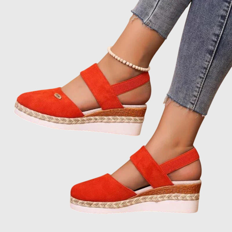Harriet women's orthopedic cushioned sandals, perfect for comfortable walking, arch support & summer wear.