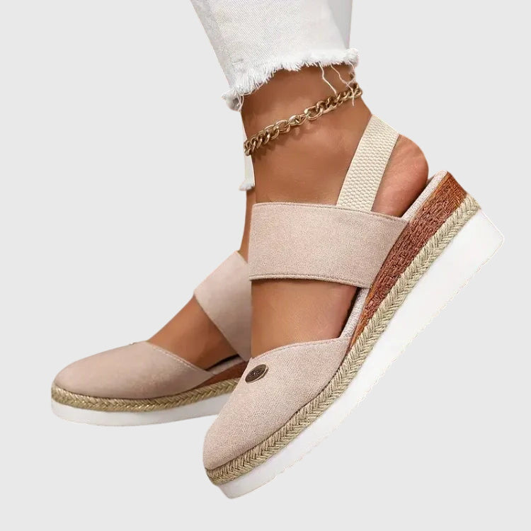 Women's Harriet orthopedic sandals: cushioned, arch support, pain relief. Ideal for comfortable summer walking.