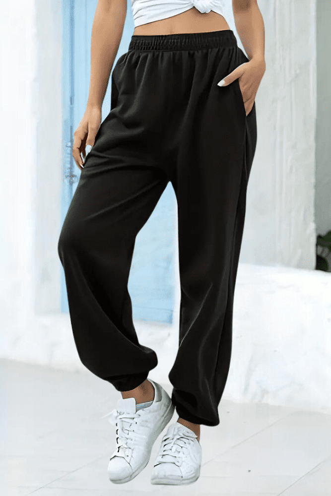 Casual lounge pants for women, high-rise, elastic waist, ultimate comfort for home or errands.