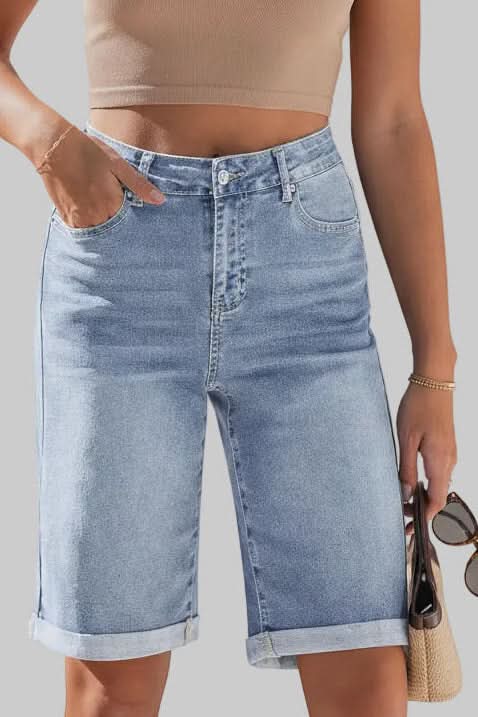 Chic women's casual long shorts, offering a relaxed fit for effortless summer fashion.