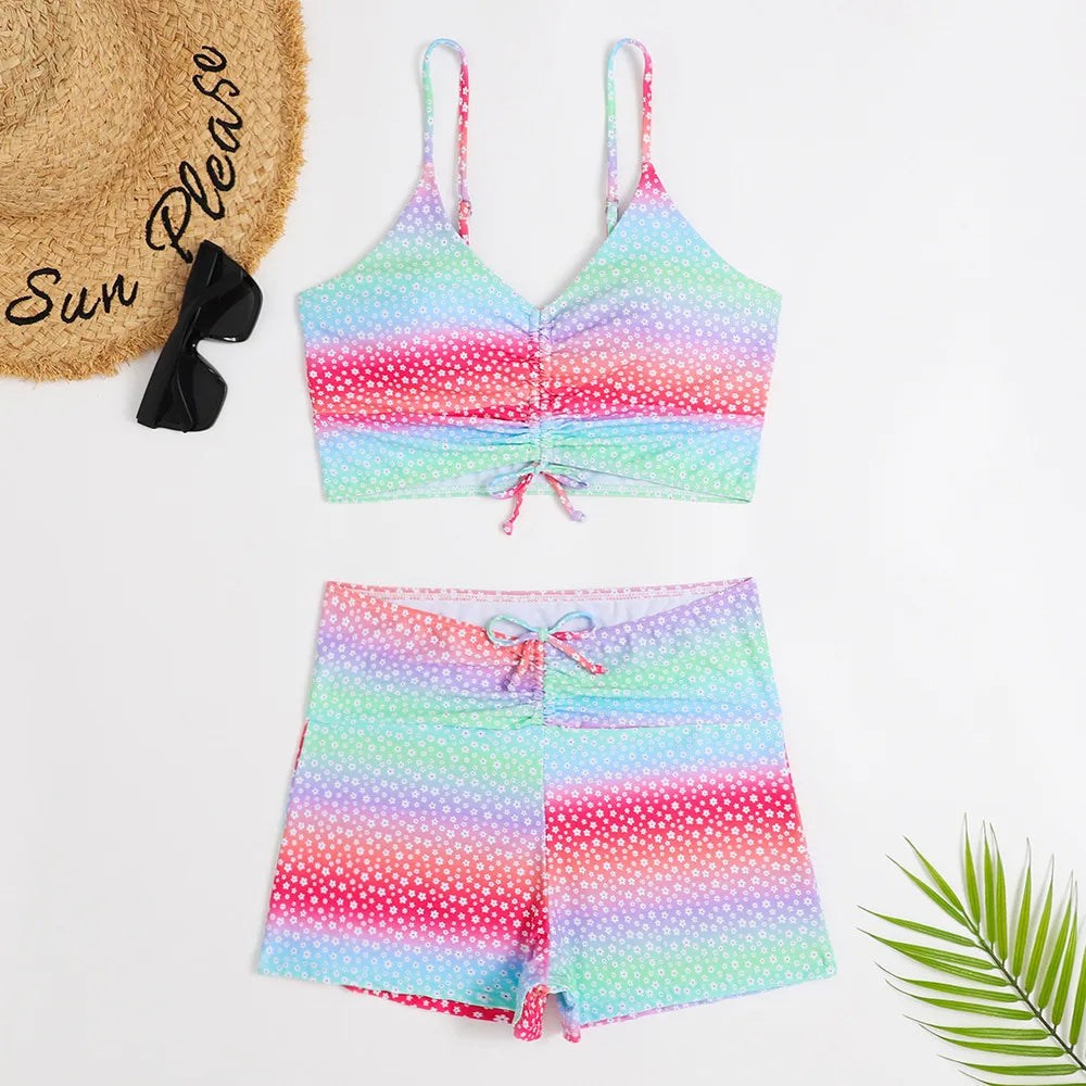 Women's high-waist floral swimsuit, supportive bikini top for a confident & stylish summer.