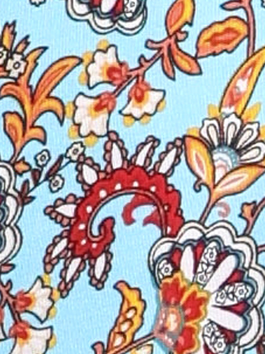 High waist maxi skirt, printed, flowing silhouette & side slit, a women's fashion essential.