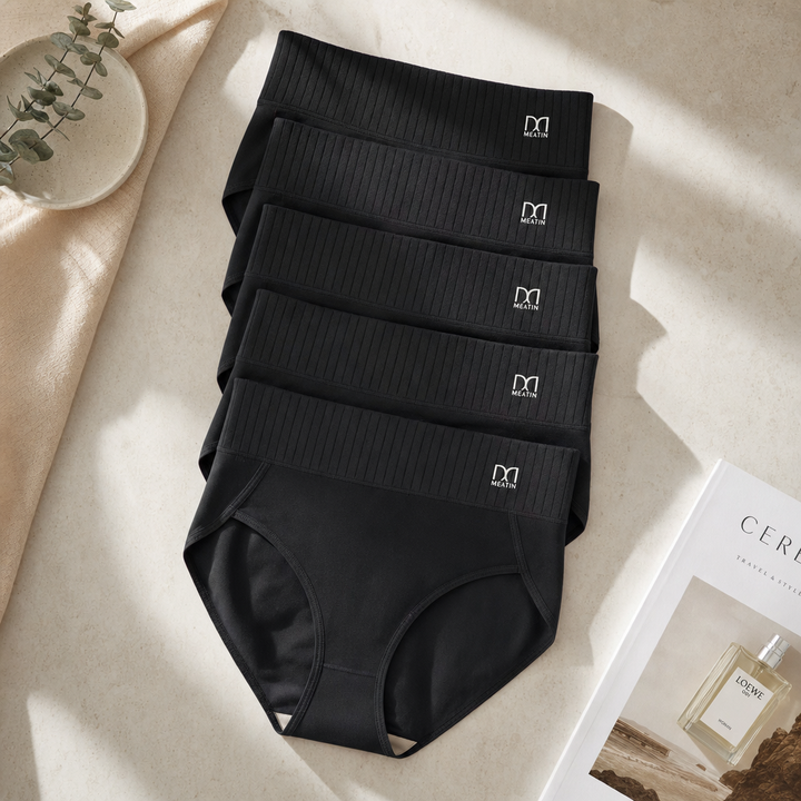 High-waist shaping briefs for women, offering effective tummy control & a smooth silhouette under clothes.