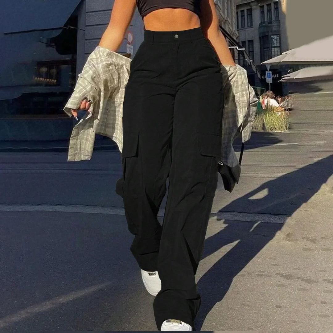 Effortless style women's high waist wide leg cargo pants, relaxed fit, perfect for a versatile fashion statement.