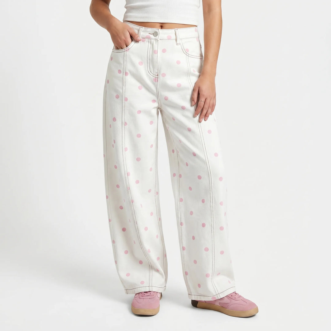 Comfy women's high-waisted polka dot barrel pants with a loose fit, ideal for summer style.