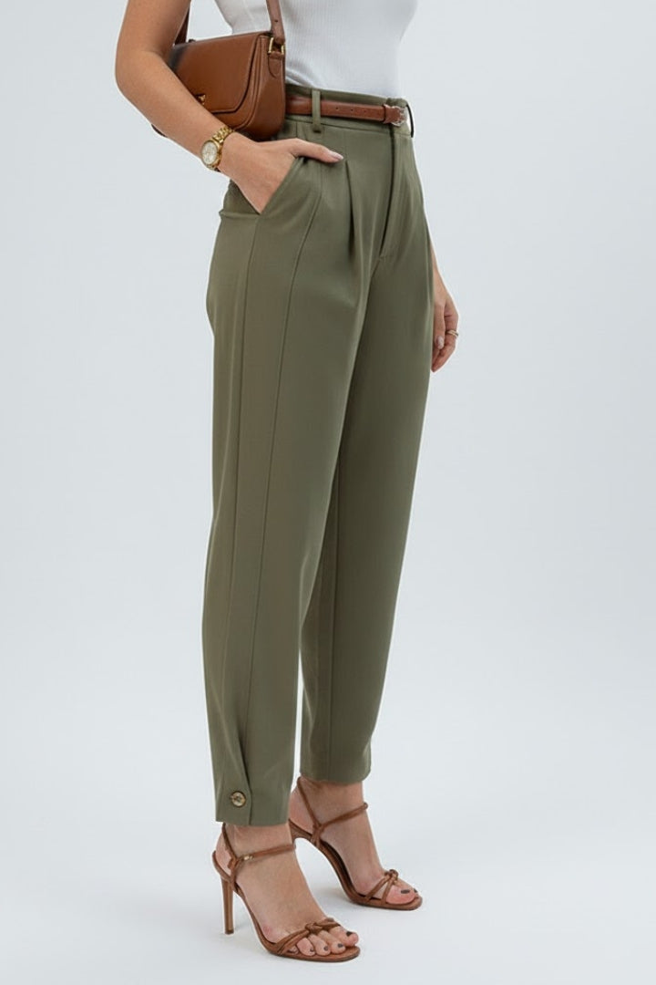 Fashionable women's high-waisted tapered pants with belt. Ideal office wear or versatile casual chic dress trousers.
