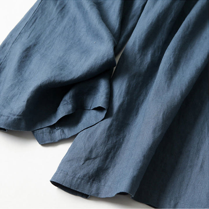 Everyday women's wide-leg pants, high-waisted and relaxed fit, great for spring fashion.