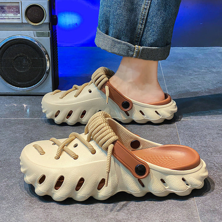 Casual women's clogs with secure laces, offering ultimate comfort and support.