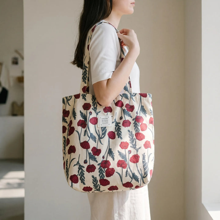 Women's large floral print shoulder tote bag for everyday use and travel, stylish and spacious.