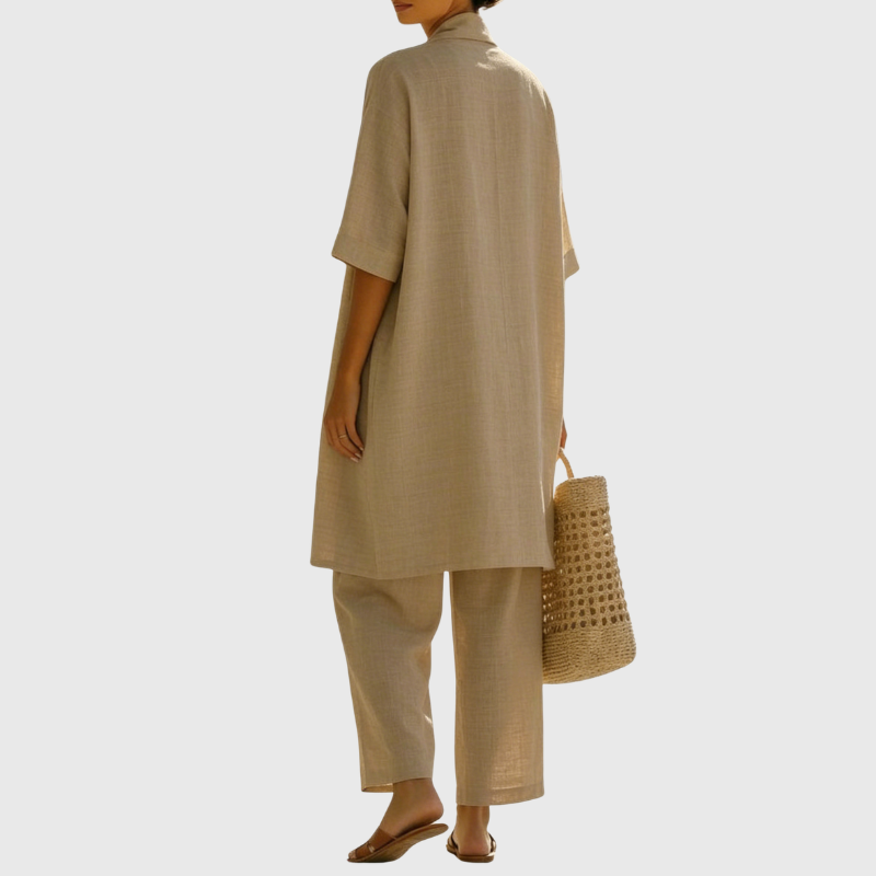 Elegant women's casual 3-piece matching set. Breathable fabric, perfect for summer lounge or vacation.