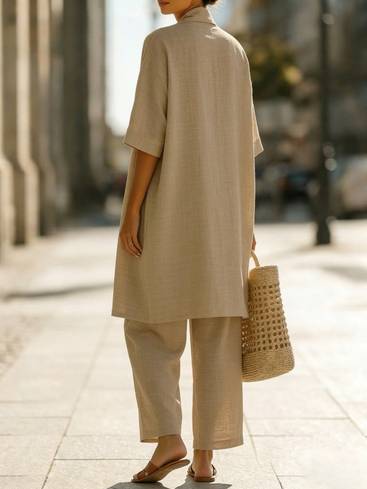 Summer vacation women's 3-piece set. Lightweight & breathable top, pants, & matching cardigan for travel.