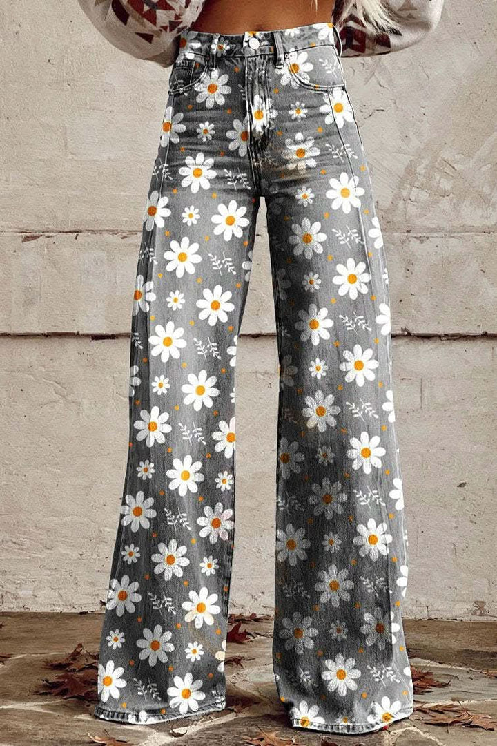 Relaxed fit baggy women's jeans, breathable and comfortable for stylish summer wear.
