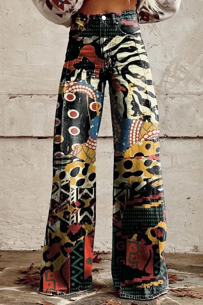 Floral print women's breathable jeans, lightweight and comfortable for casual summer bottoms.