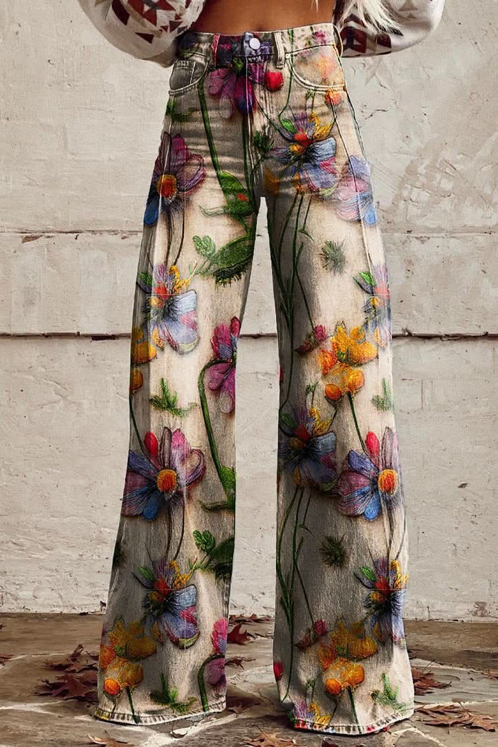 Patterned women's casual pants, breathable and lightweight for everyday comfort and style.