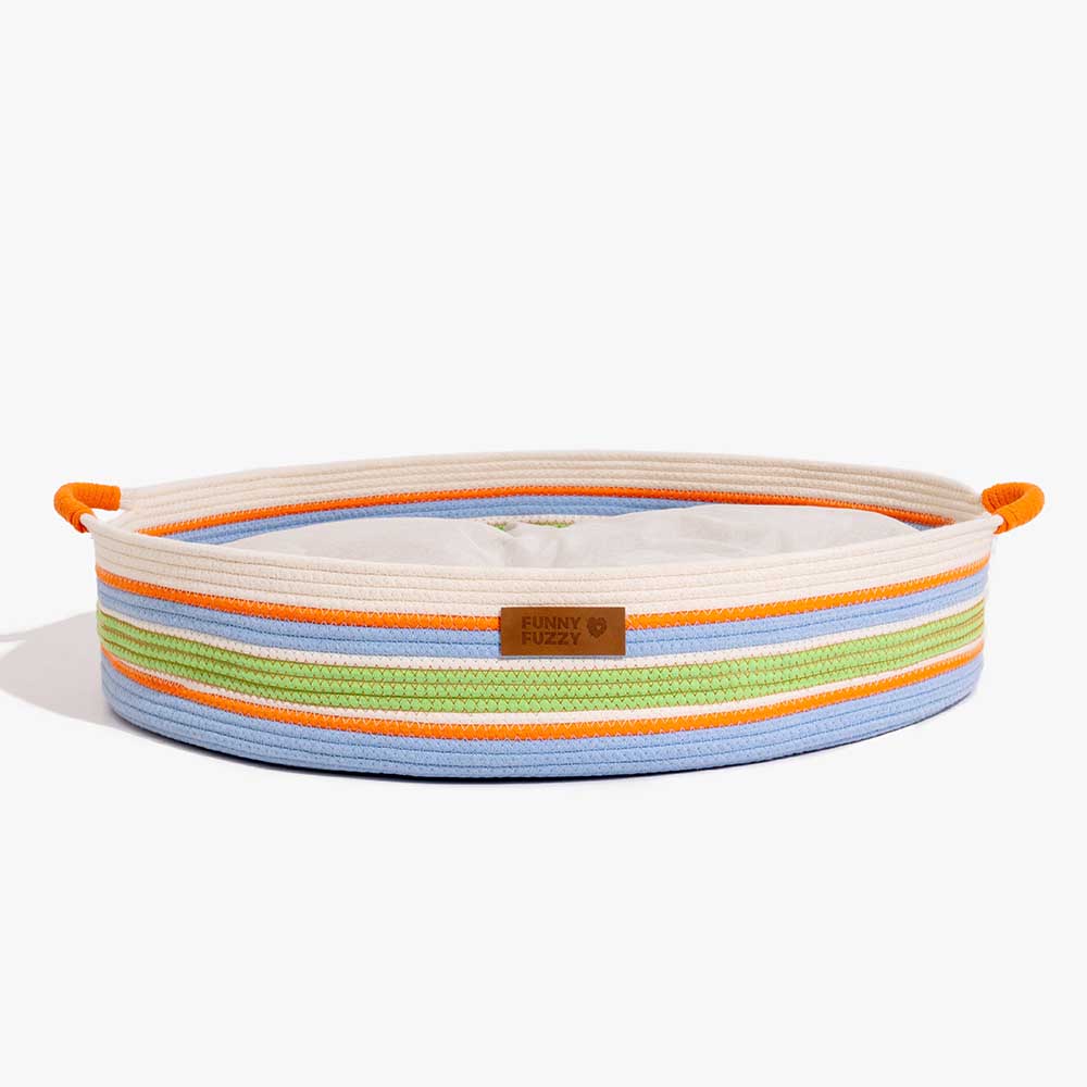 Close-up of the internal lining of the lightweight cotton woven pet carrier beach bag for small pets.
