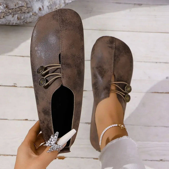 Stylish casual women's comfort shoes, orthopedic design for support.
