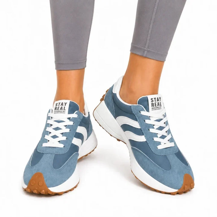 Flexible women's sneakers, orthopedic and lightweight, great for casual walks.