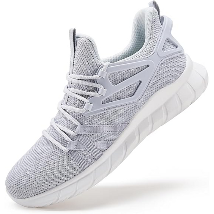 Versatile women's everyday sneakers, combining a sleek look with comfortable, breathable materials.