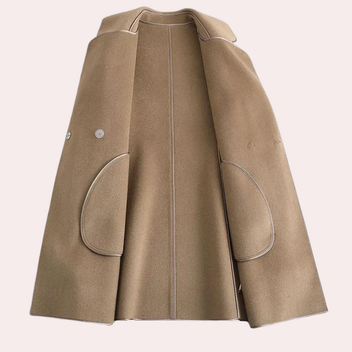 Fashionable women's versatile trench coat, lightweight outerwear perfect for casual and elegant evening styles.