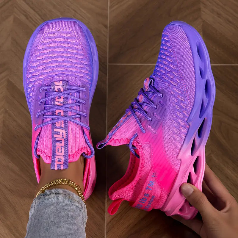 Women's lightweight walking sneakers, perfect for daily comfort and active wear with flexible sole.