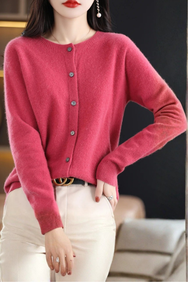 Women's long button cardigan, versatile for everyday comfort & classic style. Perfect for layering.