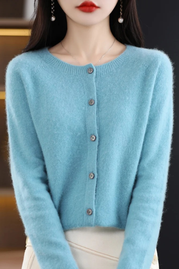 Stylish women's long button-front cardigan, perfect for a layered look & comfortable everyday wear.