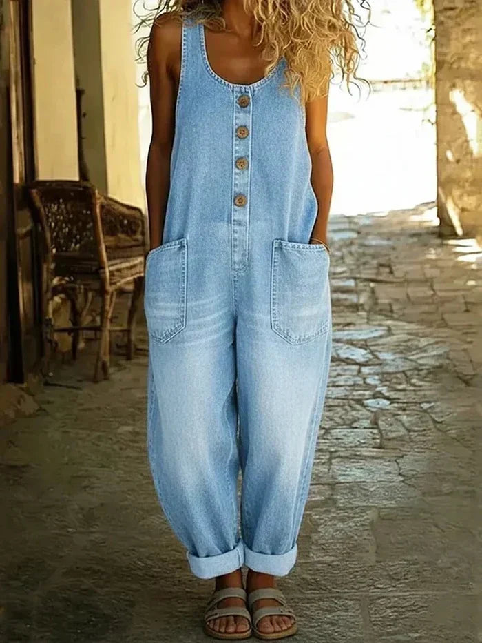 Women's loose fit sleeveless overalls jumpsuit, perfect for casual spring outfits and relaxed style.