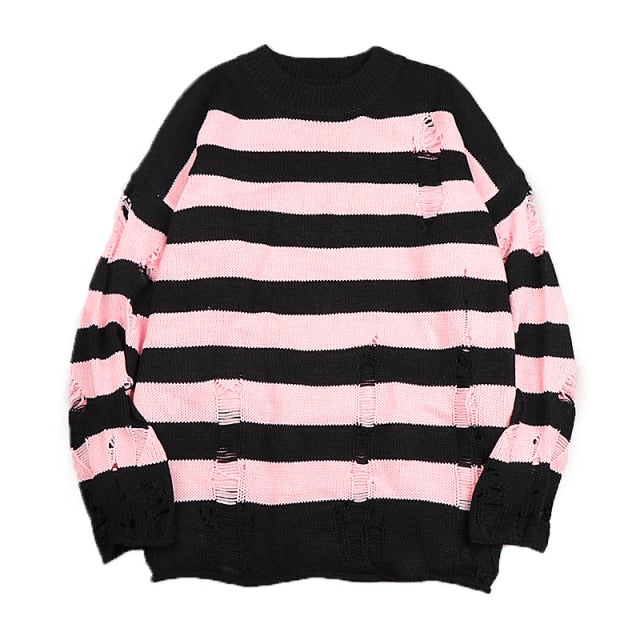 Versatile women's loose striped pullover, ideal for everyday style in autumn and winter; a comfortable trendy knit.