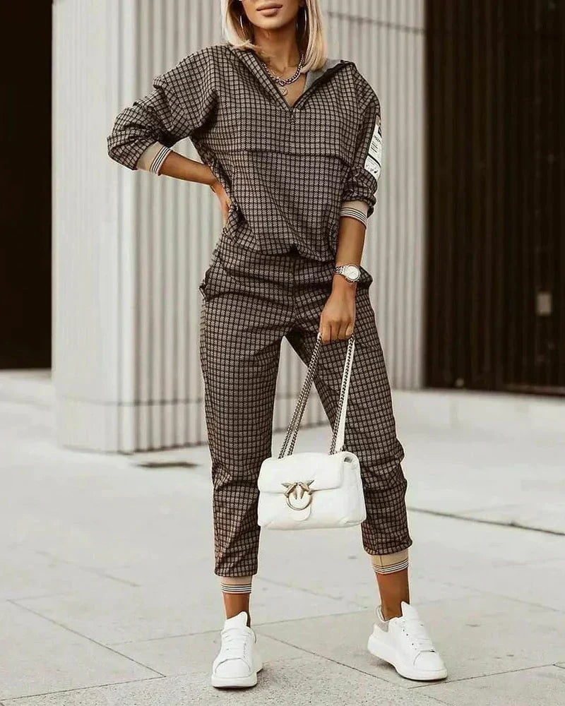 Comfy women's modern jogger set, ideal loungewear and active wear for stylish everyday outfits.