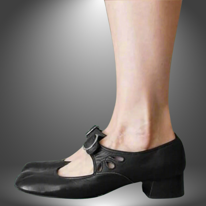 Comfortable women's orthopedic sandals with arch support, cushioned sole, and slip-resistant design for foot health.
