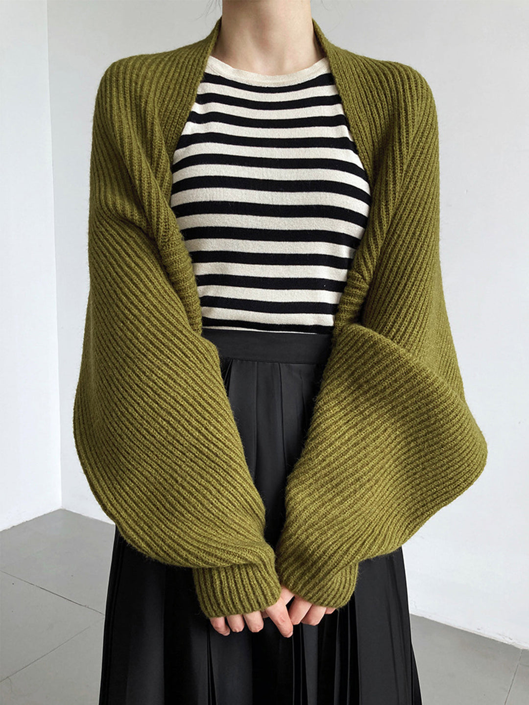 Lightweight women's long sleeve shrug sweater. Open-front, regular fit cardigan, ideal for everyday.
