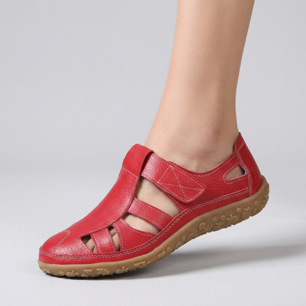 Orthopaedic walking sandals for women, featuring a non-slip sole and superior arch support.